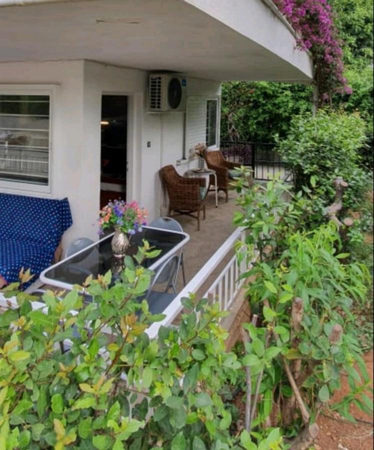 Sea & City Mary'S Residence Atenas Exterior foto