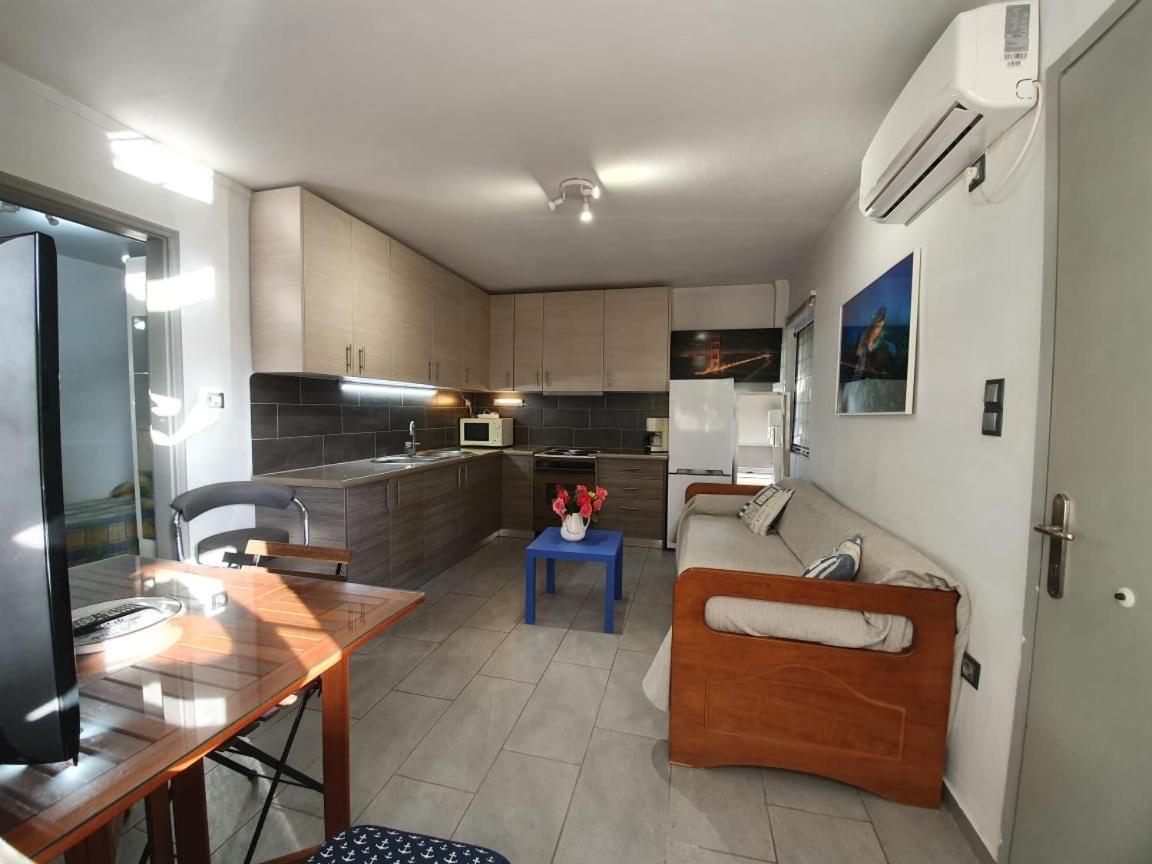 Sea & City Mary'S Residence Atenas Exterior foto